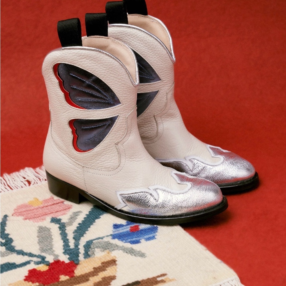 MAISON MANGOSTAN Bergamonte Blue Butterfly White Leather Cowgirl Boots 30 $245